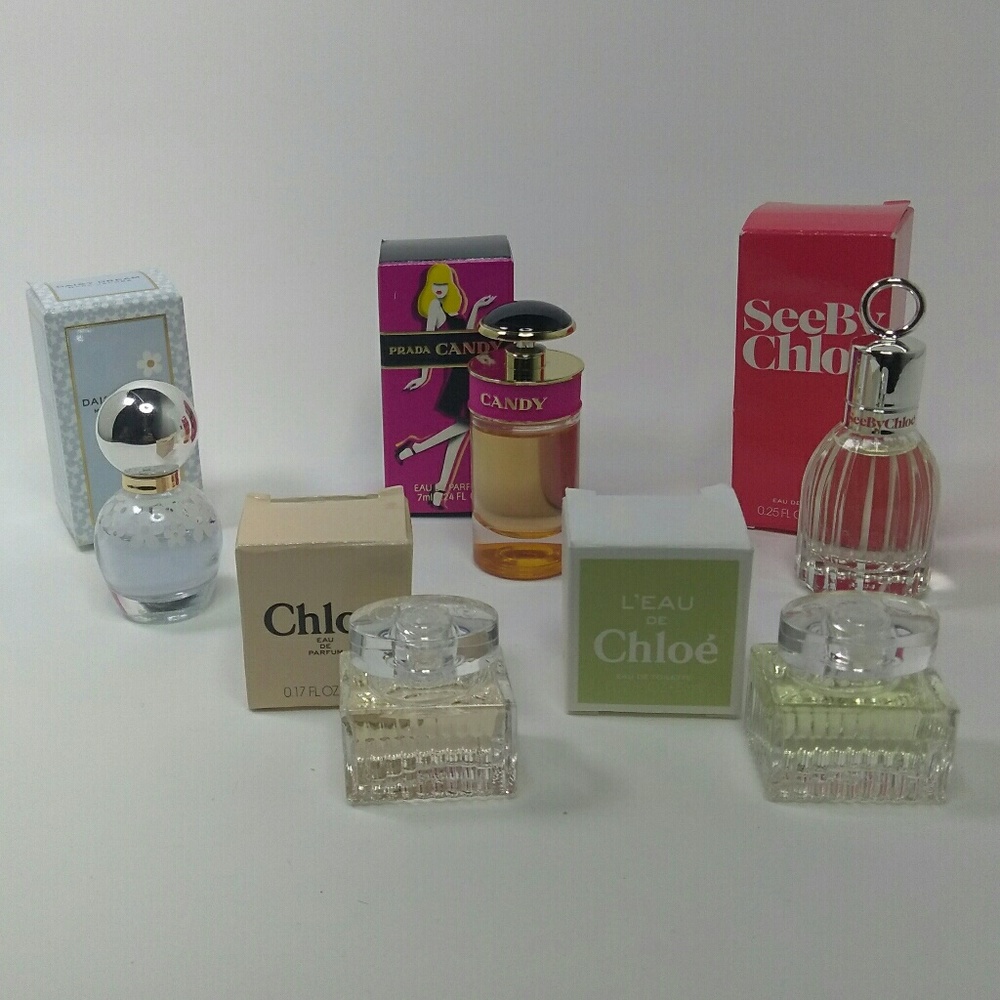 Collectible woman fragrances miniatures set of (5)